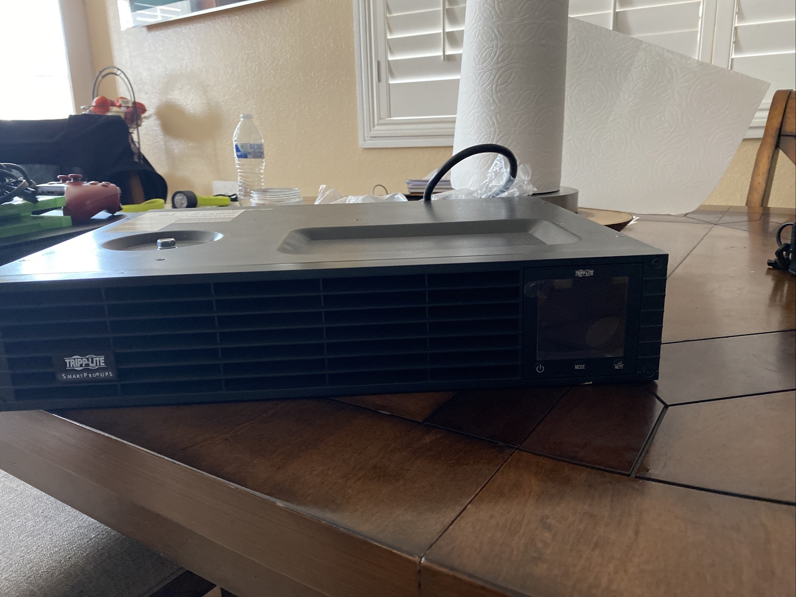 Tripp Lite (8 outlets)