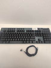 Logitech G915 LIGHTSPEED Wireless RGB Gaming Keyboard clicky switch with dongle picture