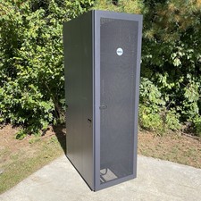Dell PowerEdge 4210 42U Server Rack Cabinet 0GJ575 w/Sides & PDUs- No Back Panel picture