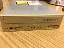 PLEXTOR PX-R820Ti Internal PLEXWRITER 8/20 SCSI CD-R picture