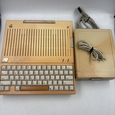 Apple IIC Untested As Is Model A2S4000 & 5.25 Drive A9m0107 Untested For Parts picture