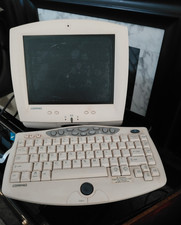 Compaq Compaq Beige CRT Monitor & Keyboard Bundle Desktop for Casual Computing picture