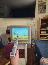 Commodore 2002 Video Computer Gaming Monitor CRT (1987) TESTED & WORKING 15kHz picture