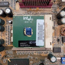 Intel Celeron Processor SL46T 566/128/66/1.5V Socket 370 CPU Vintage 2000 picture