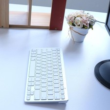Portable Silver Slim Korean 7 Keyboard picture