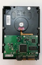 BOARD ONLY Seagate ST3120813AS SATA PCB:100426524 PN:9BD13C-520 FW:3.AAE Site:WU picture