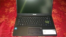 Asus 14 inch Screen Laptop picture