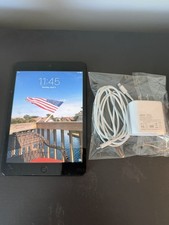 Apple iPad mini (1st Generation) with Wi-Fi + Cellular connectivity. picture