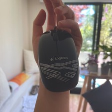 Logitech 931643-0403 Optical Mouse picture