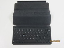 Apple Smart Keyboard for iPad and iPad Air English - D Key Missing - BU2 picture