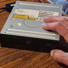 HP DH40N 16X SATA Internal DVD-ROM Optical Drive 575781-201 Z400 picture