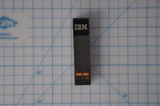 IBM V7000 LEFT ENCLOSURE CAP GRADE A 85Y5901 picture