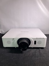 HITACHI CP-WU8440 Projector, 4200 Lumens/LAMP: 2,237H, FILTER:1,928H picture