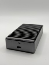 UGREEN USB4 M.2 NVMe SSD Enclosure 40Gbps Aluminum Dual-Sided Heatsink picture
