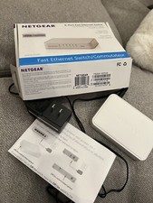 NETGEAR FS205 5-Port Ethernet Switch white with box  picture