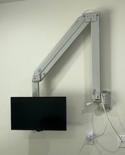Monitor/TV Wall Mount with Long Arm picture