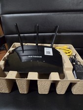NETGEAR AC2000 Dual Band Gigabit Smart Wi-Fi Router (R6850) Great Working picture