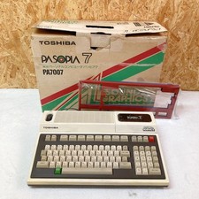 TOSHIBA PA7007 PASOPIA 7 Personal Computer Vintage Official Collectible Rare picture