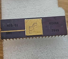 Rare Ceramic Gold DIP SMC Standard Microsystems Corp R2S-01 6006A Cool Logo Chip picture