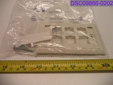Qty = 4: Lucent Technologies 6 Port White Faceplate M16L-262 P/N 108168584 picture