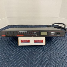 Pyle PCO875 13 Amp 2000W Rack Mount Power Sequence Controller picture