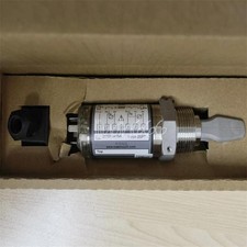 ONE Rosemount 211011A1NA Liquid Level Switch NEW FedEx or DHL picture