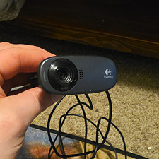 Logitech HD 720p USB 2.0 Webcam for PC, Black picture