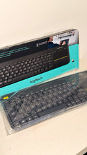 Logitech K400 Plus Compact Wireless Keyboard Built-In Touchpad Black QWERTY picture