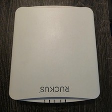 Ruckus R650 Dual-Band Wi-Fi 6 802.11 ax Wireless Access Point 901-R650-US00 picture