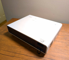 Casio XJ-M150 DLP Desktop Projector 2500 Lumens w/ Bag & Cables - For Parts picture