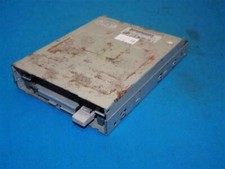 Samsung SFD-321B/LPC SFD321BLPC DC5V 0.7A Floppy Disk Drive w/ missing cover picture