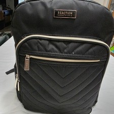 Kenneth Cole Reaction Chelsea Chevron 15