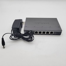 NETGEAR 5-Port Multi-Gigabit Ethernet Unmanaged Switch (MS105) picture