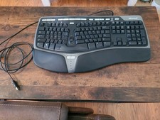 Microsoft Natural Ergonomic Keyboard 4000 v1.0 USB Wired Black/Silver KU-0462 picture