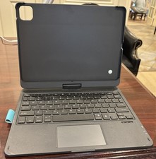 Magic Keyboard For iPad Pro 11 Inch  picture