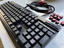 Corsair K70 RGB PRO Wired Mechanical Gaming Keyboard Black - KEY NOT WORKING picture