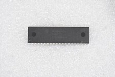 MOTOROLA MC68B09CP MICROPROCESSOR UNIT, 8-BIT, 40-DIP, 8MHz picture