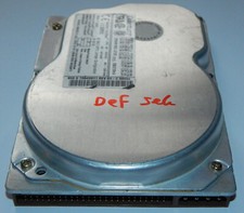 Quantum Trailblazer 840S 50P SCSI Drive 840MB Hard Drive Hard Disk FAULTY DAMAGE picture