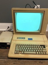 Apple 2E Personal Computer Bundle AA 11040B Vintage  Monitor 1981, Apple Disk II picture