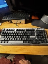 Logitech Alto Keys K98M Bluetooth Keyboard picture