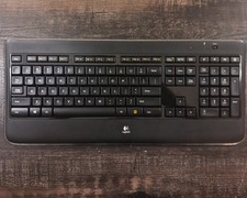 Logitech K800 Illuminated Wireless Keyboard With Dongle Tested Y-R0011 picture