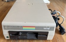 Commodore 1541  Floppy Disk Drive 5.25