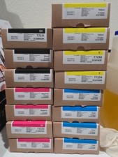 GENUINE Epson DG MAGENTA Ink 600ml For F2100 & F2000 (T725A) - 2027 picture