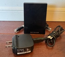Netgear Universal Dual Band Wireless Internet Adapter For TV & Blu-ray WNCE3001 picture