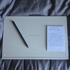 Wacom MovinkPad Pro 14 Full Bundle: Pro Pen 3, w/Wacom Case, NM picture