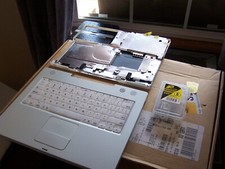CLEARANCE - - Apple A1226 Bottom & Top Case  922-8048 with keyboard for iBook G3 picture