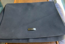 Kenneth Cole Reaction Black Nylon Shoulder Bag Zip Logo Silver Hardware Lined picture
