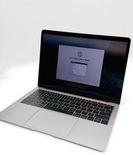 Apple MacBook Air 13.3 2019 Space Gray i5 1.6GHz 8GB 128GB SSD A1932 - MVFH2LL/A picture
