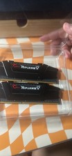 G.Skill PC RAM kit Ripjaws V F4-3200C16D-16GVKB 16 GB 2 x 8 GB DDR4 RAM 3200 MHz picture