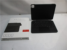 Brydge BRY4022 Wireless Keyboard with Cover and Manual picture